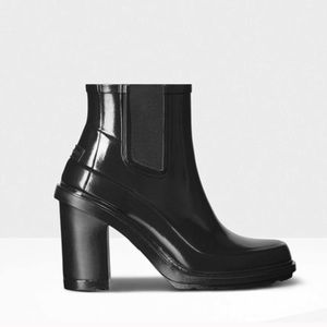 Women’s Refined Heel Chelsea Boot